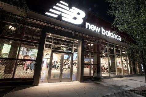 new balance store locations.